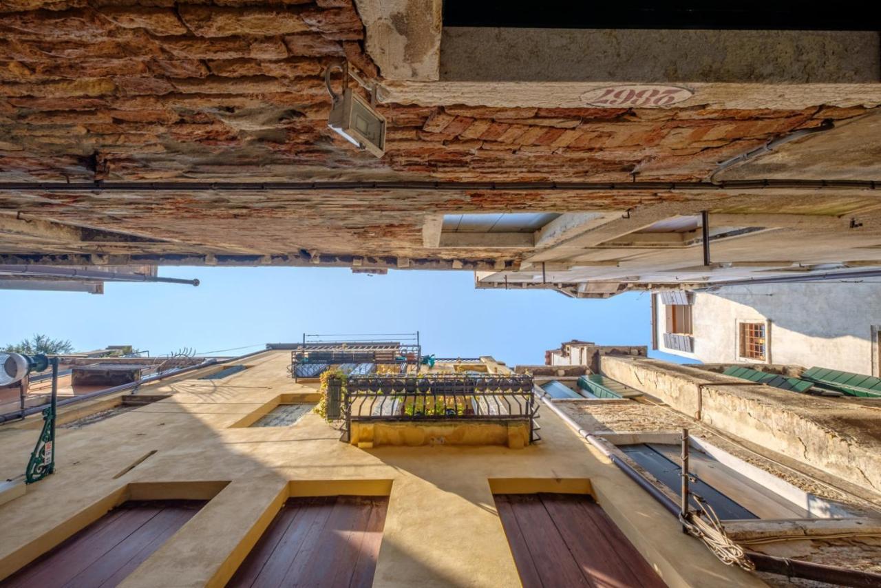 The Lion'S House Apt2 Venesia Bagian luar foto