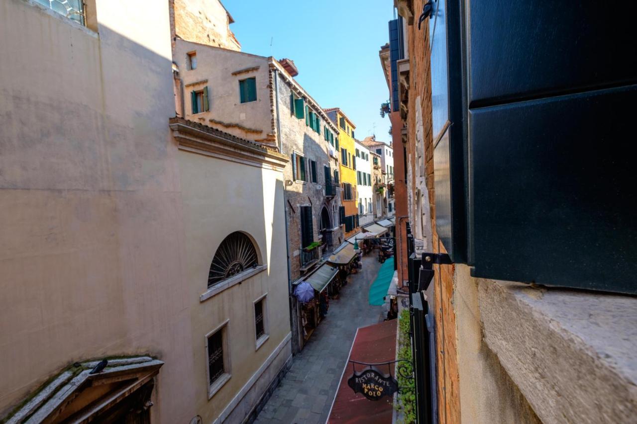 The Lion'S House Apt2 Venesia Bagian luar foto